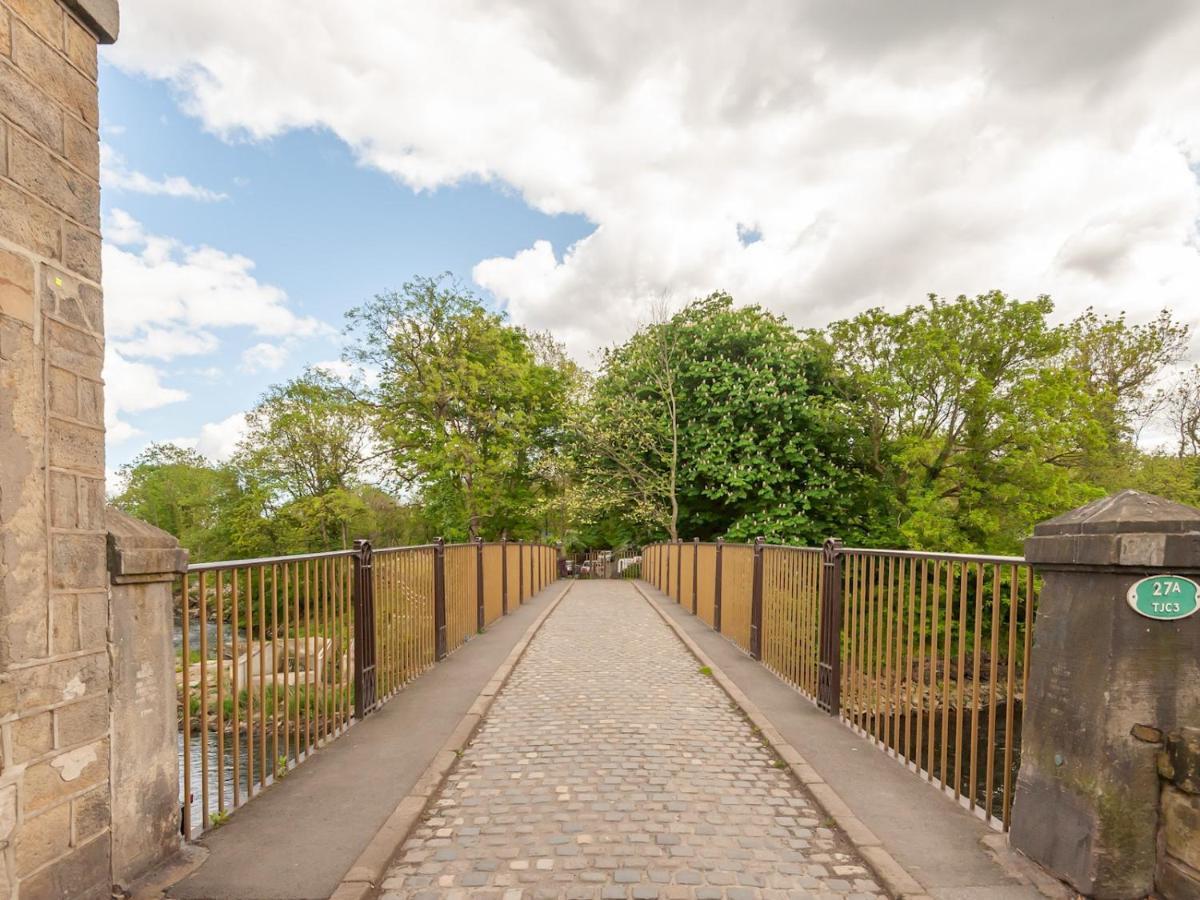 Pass The Keys Couples Haven On The Banks Of The River Aire Leeds (West Yorkshire) Exterior foto